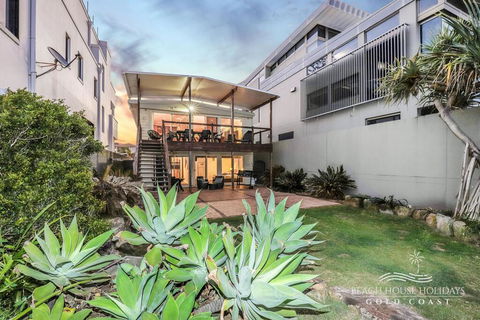 True Beachfront Beach House - Northern Rivers Accommodation 1