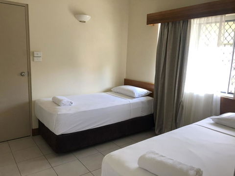 Tropical Queenslander - Northern Rivers Accommodation 3