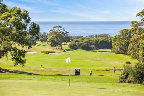 Tura Beach Golf Stays - Northern Rivers Accommodation 3