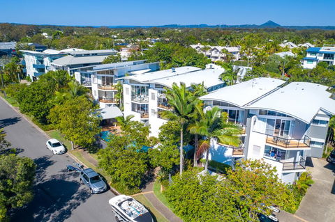 Twin Quays Noosa - Northern Rivers Accommodation 1