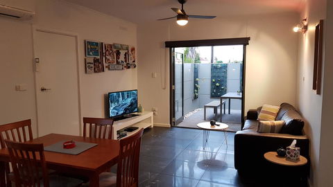 Two Bedroom Garden Apartment - Northern Rivers Accommodation 2