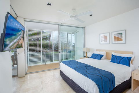 Unit 105 Plantation - Rainbow Beach, Plantation Resort, Second Floor, Aircon, Pool, Spa - Northern Rivers Accommodation 3