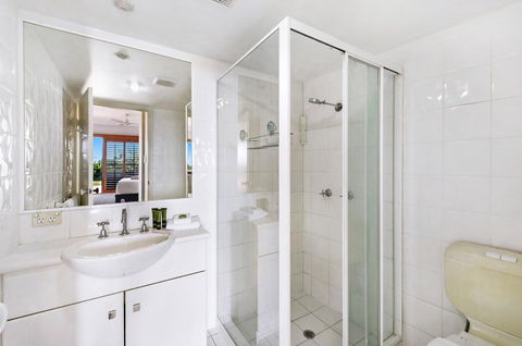 Unrivaled Ocean And City Views From Resort Style 3bed With Garden - Northern Rivers Accommodation 2