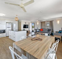 Upstairs and Downstairs - 81 Denman Camp Rd - Northern Rivers Accommodation