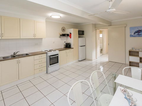 Upstairs And Downstairs - 81 Denman Camp Rd - Northern Rivers Accommodation 3