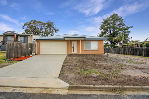 V & V Family Dream Away - Northern Rivers Accommodation 2