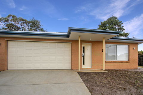 V & V Family Dream Away - Northern Rivers Accommodation 0