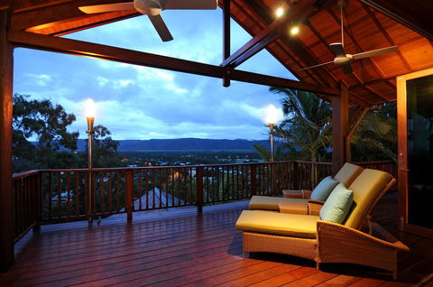 Villa Empat Puluh Dua - Northern Rivers Accommodation 1
