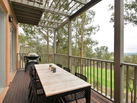 Villa Executive 2br Fiano Resort Condo Located Within Cypress Lakes Resort (nothing Is More Central) - Northern Rivers Accommodation 0