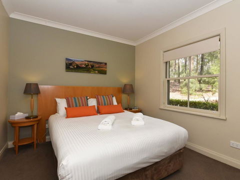 Villa Executive 2br Sangiovese Resort Condo Located Within Cypress Lakes Resort (nothing Is More Central) - Northern Rivers Accommodation 3