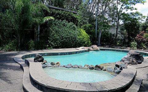 Villa Noosa Hotel - Northern Rivers Accommodation 2