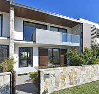 Villa Positano Waterside at Trinity Point - Northern Rivers Accommodation