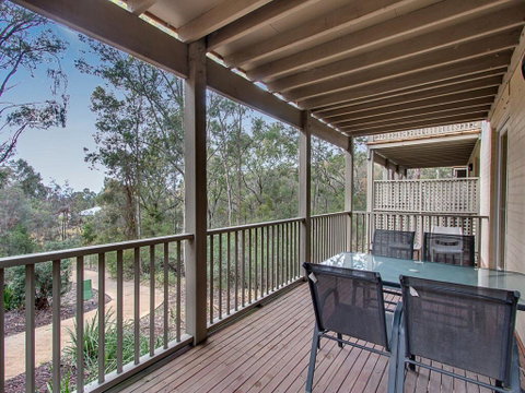 Villa Spa Executive 1br Burgundy Resort Condo Located Within Cypress Lakes Resort (nothing Is More Central) - Northern Rivers Accommodation 0
