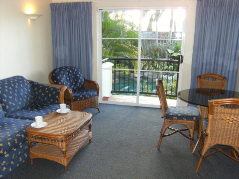 Villa Vaucluse Apartments - Northern Rivers Accommodation 1