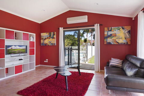 Village Drive 31 Ulladulla - Northern Rivers Accommodation 1