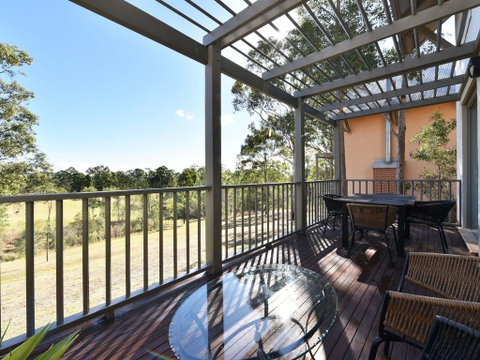 Villas Venticuatro (Sleeps 24) Resort Condos Located Within Cypress Lakes Resort (nothing Is More Central) - Northern Rivers Accommodation 2