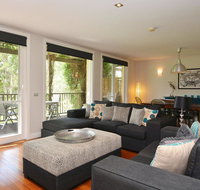 Villas Venticuatro Sleeps 24 Resort Condos located within Cypress Lakes Resort nothing is more central - Northern Rivers Accommodation