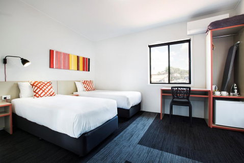 Villawood Hotel - Northern Rivers Accommodation 2