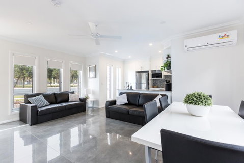 Wagga Apartments #1 - Northern Rivers Accommodation 0