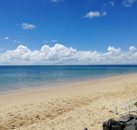 Walk to Beach Queenslander HOME in CBD Hervey Bay - Northern Rivers Accommodation
