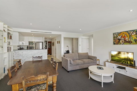 Waterfront Resort Living With Space For The Family - Northern Rivers Accommodation 3