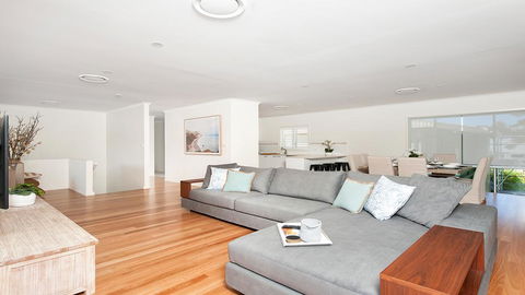 Waterfront Serenity - Luxury Home With Grand Views - Northern Rivers Accommodation 1
