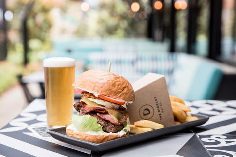 The Dingley Hotel - Northern Rivers Accommodation 10