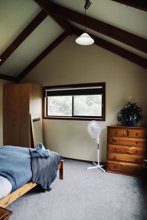 Red Ceder Cottage - Great Ocean Road - Port Campbell - Northern Rivers Accommodation 4