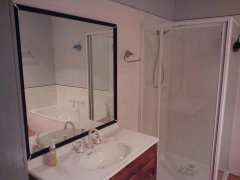 Avala Accommodation Daylesford - Northern Rivers Accommodation 4