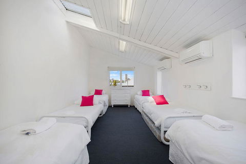 Plummers Mill - Central Townhouse - Northern Rivers Accommodation 7