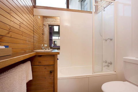 Plummers Mill - Central Townhouse - Northern Rivers Accommodation 5
