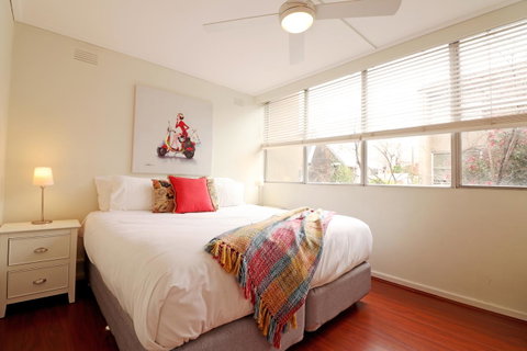 Colour Pop Fitzroy - 3 Bedroom Pet Friendly - Northern Rivers Accommodation 11