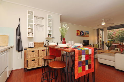 Colour Pop Fitzroy - 3 Bedroom Pet Friendly - Northern Rivers Accommodation 0