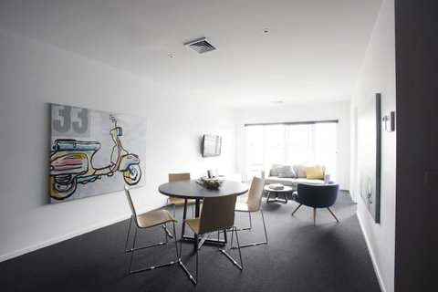 Tyrian Serviced Apartments Fitzroy - Northern Rivers Accommodation 0