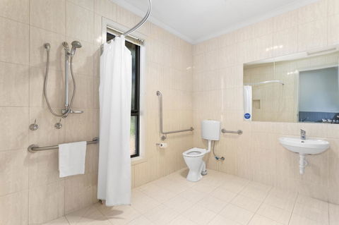 Quality Hotel Point Cook - Northern Rivers Accommodation 1
