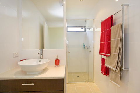 Earth Sea Sky - Northern Rivers Accommodation 8