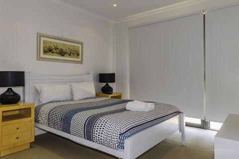 Torquay Golf Retreats - Pool, Beach, Tennis, Golf - Northern Rivers Accommodation 8