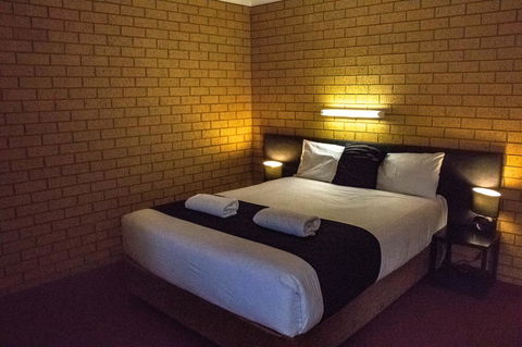 Blue Whale Motor Inn & Apartments - Northern Rivers Accommodation 10