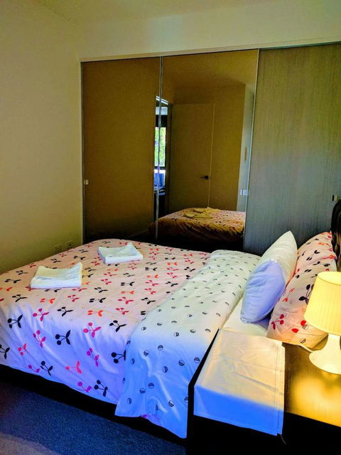 Camberwell Burke Road Apartment - Northern Rivers Accommodation 4