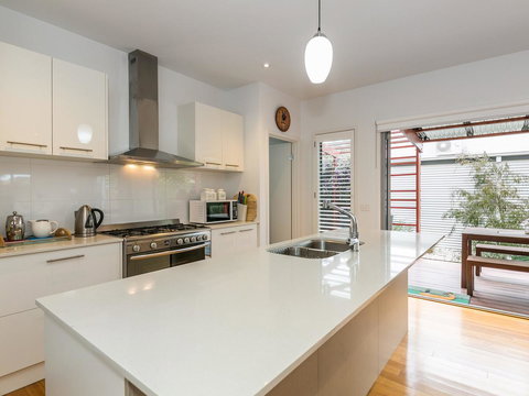 Torquay Timeout - Northern Rivers Accommodation 7