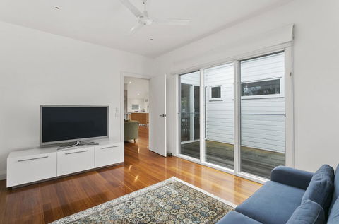 Perfect Blairgowrie Beach House - Northern Rivers Accommodation 10