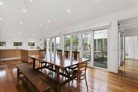 Perfect Blairgowrie Beach House - Northern Rivers Accommodation 9
