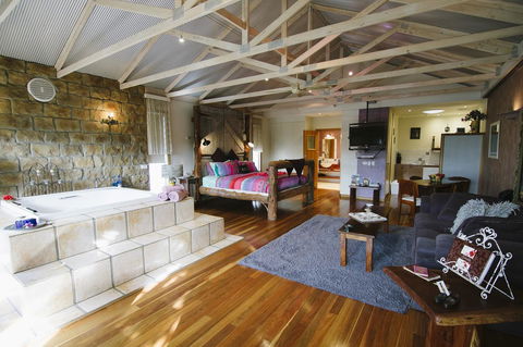 Ditto Daddy's - Northern Rivers Accommodation 7