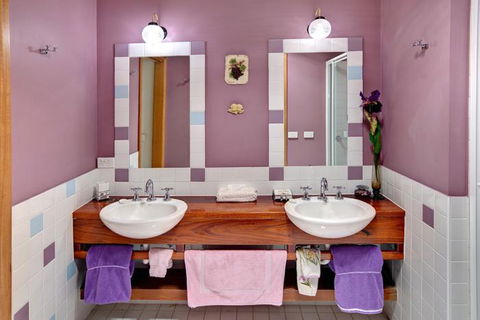 Ditto Daddy's - Northern Rivers Accommodation 8