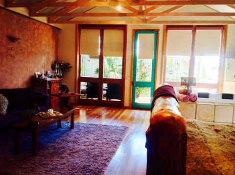 Ditto Daddy's - Northern Rivers Accommodation 5