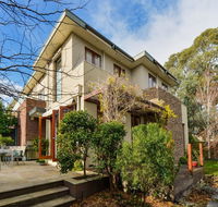 Boutique Stays - Maple On Kent Glen Iris Townhouse - Northern Rivers Accommodation