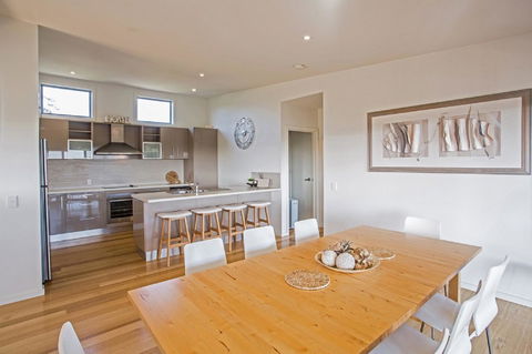 Saltwater Breeze Retreat - Northern Rivers Accommodation 5