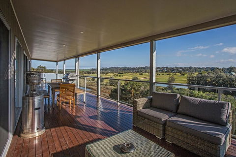 Saltwater Breeze Retreat - Northern Rivers Accommodation 7