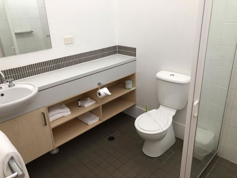Bribie Island Hotel - Northern Rivers Accommodation 11