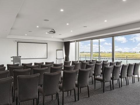 Mercure Sunshine Coast Kawana Waters - Northern Rivers Accommodation 43
